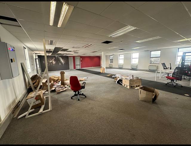 302M² OFFICE TO LET IN CENTURY CITY